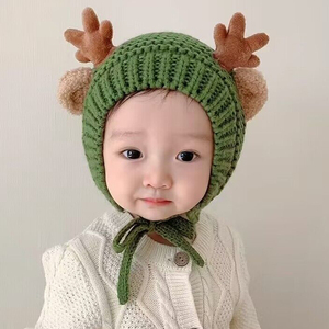 Con Deer Horn Baby Beanie Bordado Sombreros personalizados 3D Bordado Carta Logo Trucker Hat - Product Image 1