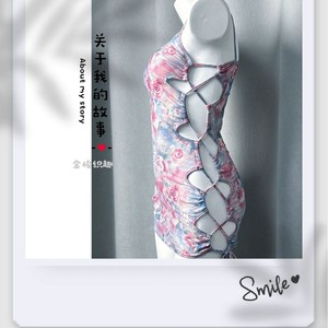 Vestido de noche de gasa translúcida con estampado de rosas románticas, cuello redondo y corte ceñido, cintura natural 093 - Product Image 3