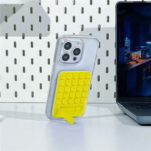 Suporte para Celular Adesivo Amarelo Acessório Poderoso com Ímã de Silicone e Sucção a Vácuo - Product Image 1