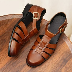 Sandalias de Verano 2025 para Hombre, Diseño Romano, de Cuero con Patrón Sólido, Punta Cerrada, Transpirables, para Fiesta, para Comercio Exterior - Product Image 2