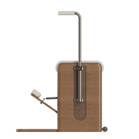 Chaise de Pilates en chêne rouge massif avec poignées ergonomiques, siège rembourré, tension de ressort réglable, entraîneur de stabilité pour studio