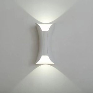 Lampe murale extérieure en aluminium à double tête, étanche, LED, 2 perles, durée de vie de 50 000 heures, 80 CRI, éclairage 16/24h, utilisation extérieure - Product Image 3