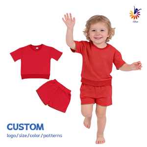 Set Sportivo per Ragazze con <span class=keywords><strong>Felpa</strong></span> a Maniche Corte e Pantaloncini Ricamati, Elegante Tinta Unita Personalizzabile - Product Image 1