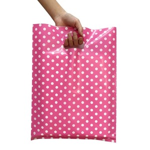 Sacs shopping personnalisés YC avec logo imprimé, sacs en polyéthylène avec poignée découpée pour vêtements - Product Image 1
