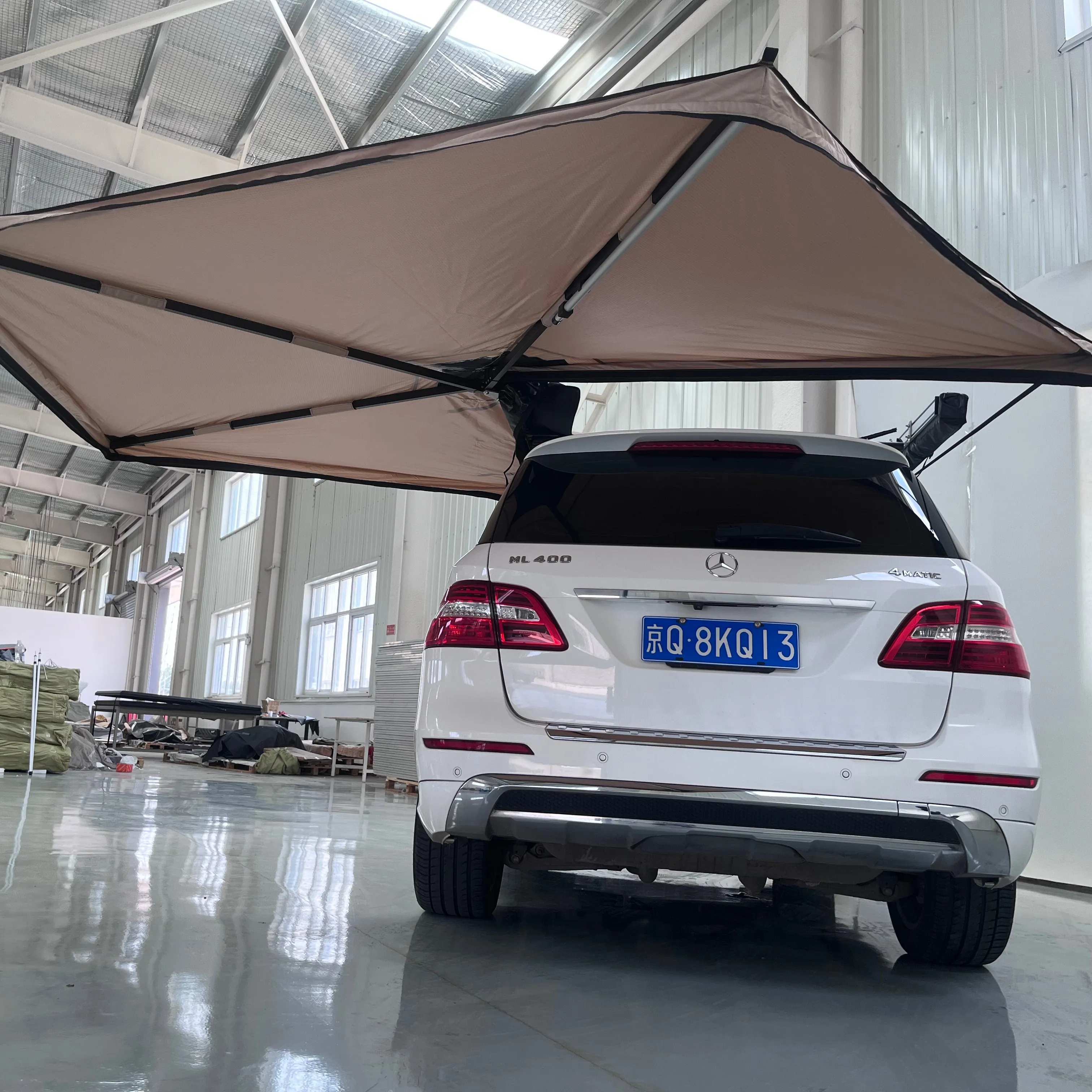 Freestanding Retractable Folding Outdoor Camping 270 Degree Foxing Awning