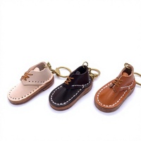 Breloque créative en cuir tanné végétal pour sac, modèle Mini Dr Martens, porte-clés cousu main, pendentif de rétroviseur, modèle P0076