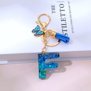 Llavero de acrílico con borla de mariposa de alta calidad y letras A-Z, accesorios de llavero de nueva llegada para mujer, dijes para bolso hechos de plástico - Product Image 5