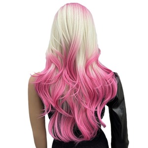 Perruque synthétique longue et volumineuse à franges dégradées, résistante à la chaleur, pour cosplay, dégradé beige rose, style Europe-Amérique, fabriquée à la machine - Product Image 5