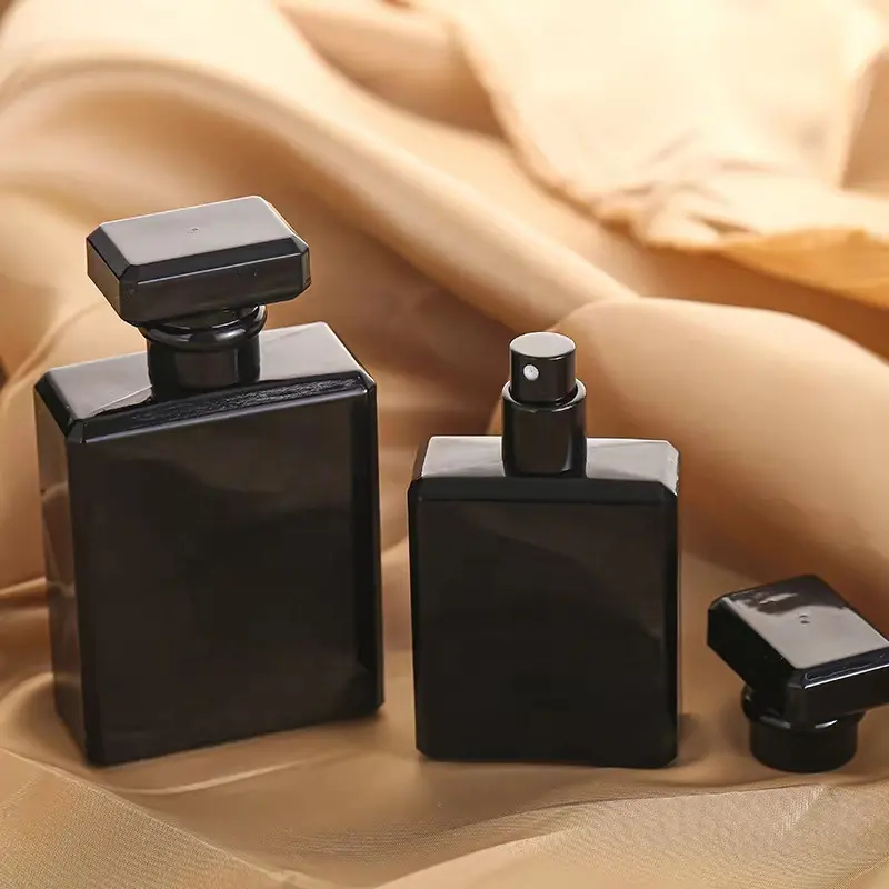 Toptan 30ml 50 ml 100ml boş lüks düz kare sprey koku parfüm şişesi siyah doldurulabilir parfüm cam şişe