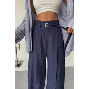 Pantalones Casuales Holgados para Mujer en Azul Marino con Detalle de Abertura Frontal y Cinturón, Pantalones Transpirables a la Moda - Product Image 5