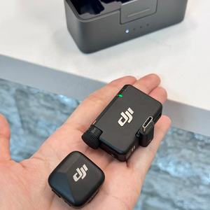 ไมโครโฟนไร้สาย DJI Mic Mini (2 TX + 1 RX + กล่องชาร์จ) ใช้งานร่วมกับ iPhone Android กล้อง ถ่ายวิดีโอได้ 48 ชั่วโมง แบตเตอรี่สำหรับ Vlog สัมภาษณ์ ถ่ายทอดสด - Product Image 5