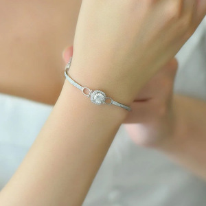 <span class=keywords><strong>Pulsera</strong></span> <span class=keywords><strong>de</strong></span> eslabones con moissanita <span class=keywords><strong>de</strong></span> 1,2 quilates, elegante y con estilo, chapada en rodio, plata <span class=keywords><strong>de</strong></span> ley 925, engaste <span class=keywords><strong>de</strong></span> garra perfecto - Product Image 3