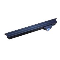IEC C13 Rack PDU 8 Steckdosen C14 Eingang 1,5U Aluminiumgehäuse 10A 220-250V Mit 2P Schutzschalter und Anzeigelampe Einheit Schrank