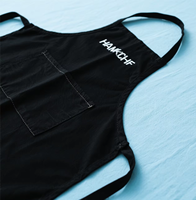 Tablier de cuisine en coton avec logo personnalisé noir blanc rose pour serveur de restaurant et serveuse Tablier de cuisine de chef cuisinier BBQ pour femmes et hommes avec poche