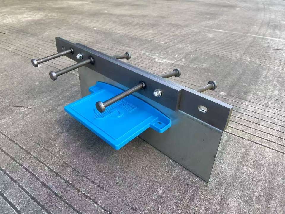 Galvanized Steel Armoured Floor Joint System Arris Protection Concrete ...