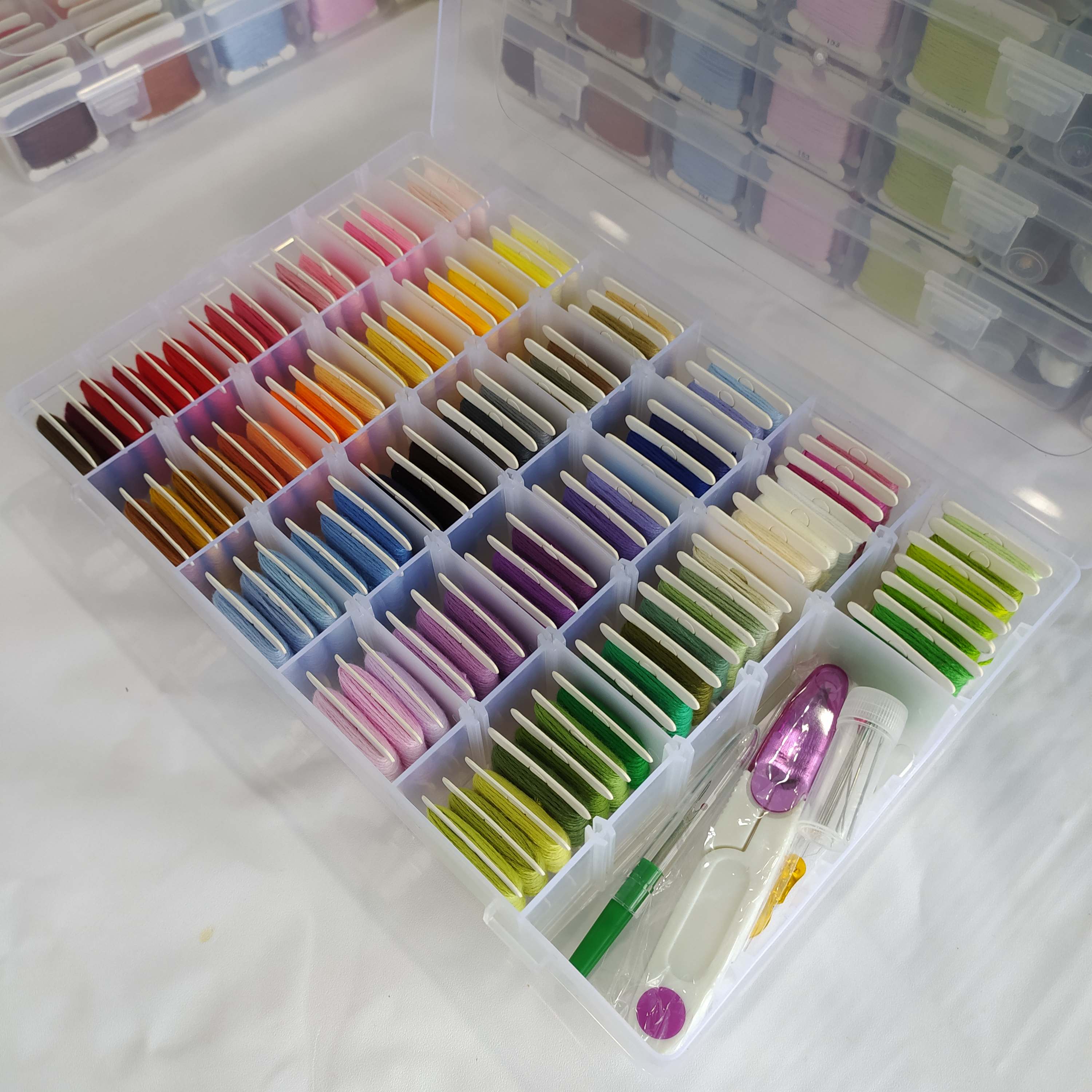 Набор нитей для вышивки крестиком с органайзером, 100 шт., новинка, набор ниток для вышивки, Шпульки, Набор браслетов дружбы, нитки