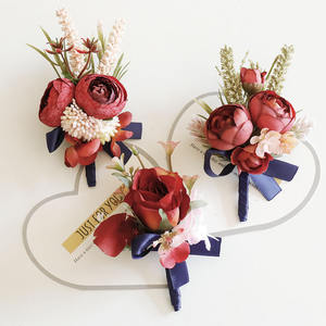 Yüksek kalite kırmızı ipek gül düğün korsajlar nedime bilek korsajlar için broş pimleri ile parti balo yapay kırmızı çiçekler - Product Image 4