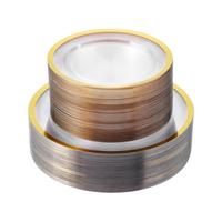 Chine Vente en gros Assiettes en plastique transparent et doré avec garniture dorée Assiettes jetables haut de gamme pour la fête