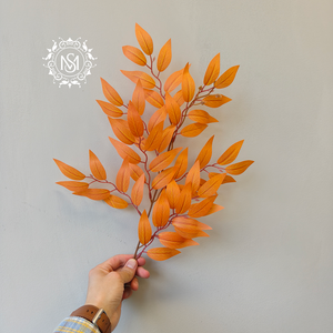 ใบไม้ประดิษฐ์สีส้มสดใส เหมาะสำหรับตกแต่งในฤดูใบไม้ร่วง งานแต่งงาน และงานอีเว้นท์ต่างๆ ใบไม้ร่วงแบบสมจริง - Product Image 1