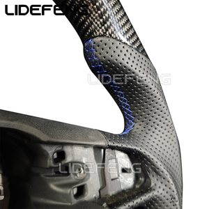 Volante Personalizado de Fibra de Carbono Real con Altos Estándares de Producción para Seat León <span class=keywords><strong>Cupra</strong></span> Mk3 - Product Image 4