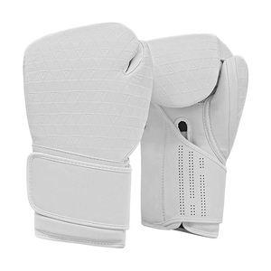 Gants de boxe MMA professionnels en cuir PU, nouvelle collection, très demandés, avec logo personnalisé, confortables et ajustement universel - Product Image 1