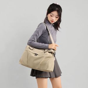 Bolso de Hombro 3 en 1 de Nailon Resistente al Agua para Mujer, Bolso Versátil con Cierre, para la Calle y el Gimnasio |   Bolso convertible tipo bandolera para todo uso - Product Image 2