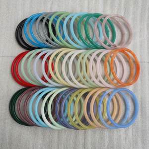 Brazalete de imitación de jade Jingling Glass, diámetro del bisel de 58 mm, diseño de campana Ruyi con patrón de plantas, regalo para joyería Hanfu - Product Image 1