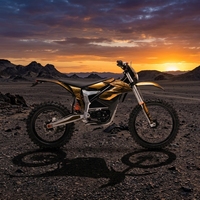 Motocross électrique tout-terrain Yozma Style 9000W, 72V60Ah, vitesse maximale de 110 km/h, autonomie de 100 km, frein à disque double