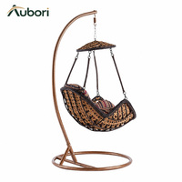 Fauteuil suspendu œuf en rotin PE pour patio, avec support et coussin, idéal pour jardin, balcon et hôtel (vente en gros)