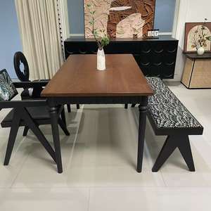 モダンミニマリストダイニングテーブルセット 長方形木製天板 無垢材脚 ライトラグジュアリー ホーム家具 アパートダイニングルーム用 - Product Image 5