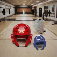 Vente en gros de casques de boxe pour jeunes personnalisés Protecteurs de tête d'entraînement de karaté et d'arts martiaux en rouge, bleu et blanc pour le taekwondo