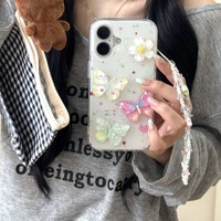 Coque de téléphone 3D Fleur Papillon Chaîne pour iPhone 17 Pro, design innovant et mignon, vente en gros pour filles