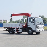 Nouveau petit camion cargo 5 tonnes Dongfeng personnalisé à flèche télescopique 4x2 4x4 avec grue