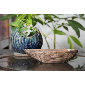 Support d'encens en céramique fait main de style bateau-crabe, multi-usages, vente en gros d'usine - Product Image 1