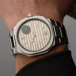 นาฬิกาควอตซ์แฟชั่นธุรกิจสำหรับผู้ชาย คุณภาพสูง ผลิตจากสแตนเลส พร้อมกลไกหางโจว รับทำโลโก้ตามสั่ง ขายส่งจากโรงงาน - Product Image 3