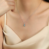 Collier élégant Damila Jewelry, bleu clair ovale, coupe Ice Flower, zircone cubique blanche, plaqué platine, argent 925, pendentif