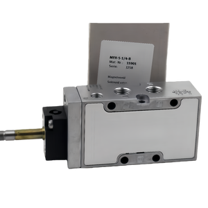 Электромагнитный клапан VUVG-B10 (Германия), серия VUVG, 3/2-ходовой, 3500 л/мин, порт G1/2, пилотный клапан - Product Image 1