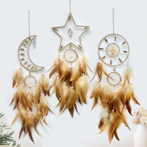 Bohème indien fait à la main coquille étoile lune capteur de rêves plume pendentif chambre décoration accessoires - Product Image 1