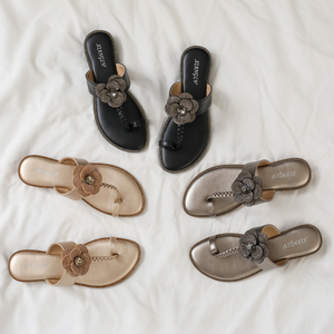 <span class=keywords><strong>Ciabatte</strong></span> con Clip a Diamante per l'Estate, <span class=keywords><strong>Eleganti</strong></span> Sandali con Fiori e Tacco a Zeppa, Stile Fatato, Antiscivolo, Fresche, Scarpe <span class=keywords><strong>Eleganti</strong></span> da <span class=keywords><strong>Donna</strong></span> - Product Image 1