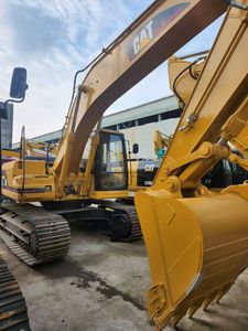 Pelleteuse sur chenilles Cat 320BL d'occasion avec de faibles heures de fonctionnement Excellente performance Haute qualité Prix bon marché - Product Image 3