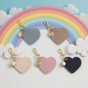 Porte-clés Cœur en Cuir PU Créatif et Adorable, Léger et Durable, Idéal pour <span class=keywords><strong>Voiture</strong></span> et Sac, Multi-Occasions - Meilleure Vente - Product Image 1