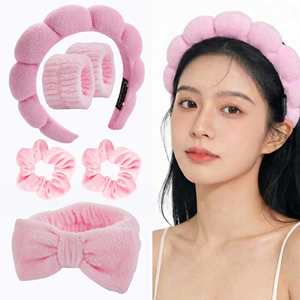 Set de Diademas de Terciopelo en Forma de Nube, 3 Piezas, Lazos para el Cabello y Diademas en Caja de Regalo para Lavado Facial, Maquillaje, Spa, Boda, Accesorio para Damas de Honor - Product Image 1