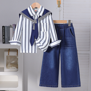 Nuovo Set Due Pezzi Autunno 2026 per Ragazze: Top con Cuciture Stile Hip Hop + Pantaloni a Zampa in Denim, Abbigliamento Quotidiano - Product Image 1