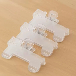 Pinza de Plástico ABS Personalizada con Forma de Perro y Gato, 129x78mm, Bonito Clip <span class=keywords><strong>para</strong></span> <span class=keywords><strong>Libros</strong></span> con Diseño de Dibujos Animados, Soporte <span class=keywords><strong>para</strong></span> Papel <span class=keywords><strong>para</strong></span> el Hogar, la Escuela y la Oficina - Product Image 4