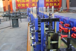 גג באיכות גבוהה ביצוע מכונה gutter roll להרכיב צינור כיפוף חיתוך אריח ביצוע מכונות - Product Image 3