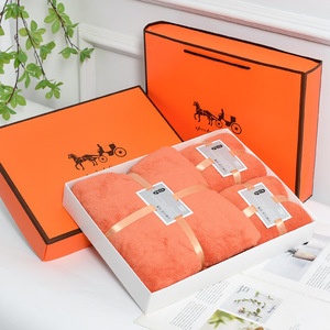 Serviettes et serviettes de bain absorbantes brodées de couleur unie, personnalisables. Ils sont livrés dans des boîtes cadeaux pour un usage domestique et comme cadeaux - Product Image 3