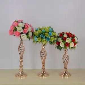 Düğün masa çiçek standı Centerpieces yuvarlak kare cam mumluk krom ve kristal top