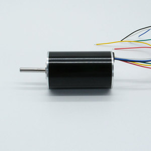 Motor Eléctrico Miniatura DC Sin Escobillas 42x70mm para Aplicaciones de Robótica y Mecanizado con Cables - Product Image 3
