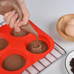 MUYULINS Molde de Silicona Gigante Antiadherente de Grado Platino LFGB, Libre de BPA, para Brownies y Muffins, Rojo, 6 Tazas - Product Image 3