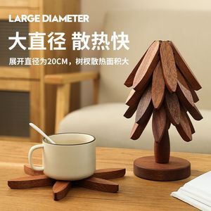 Posavasos de madera maciza con forma de árbol de Navidad, tapete aislante del calor para uso en mesas, cuencos y ollas - Product Image 3